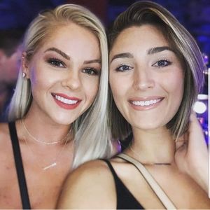 Meet your Posher, Celeste